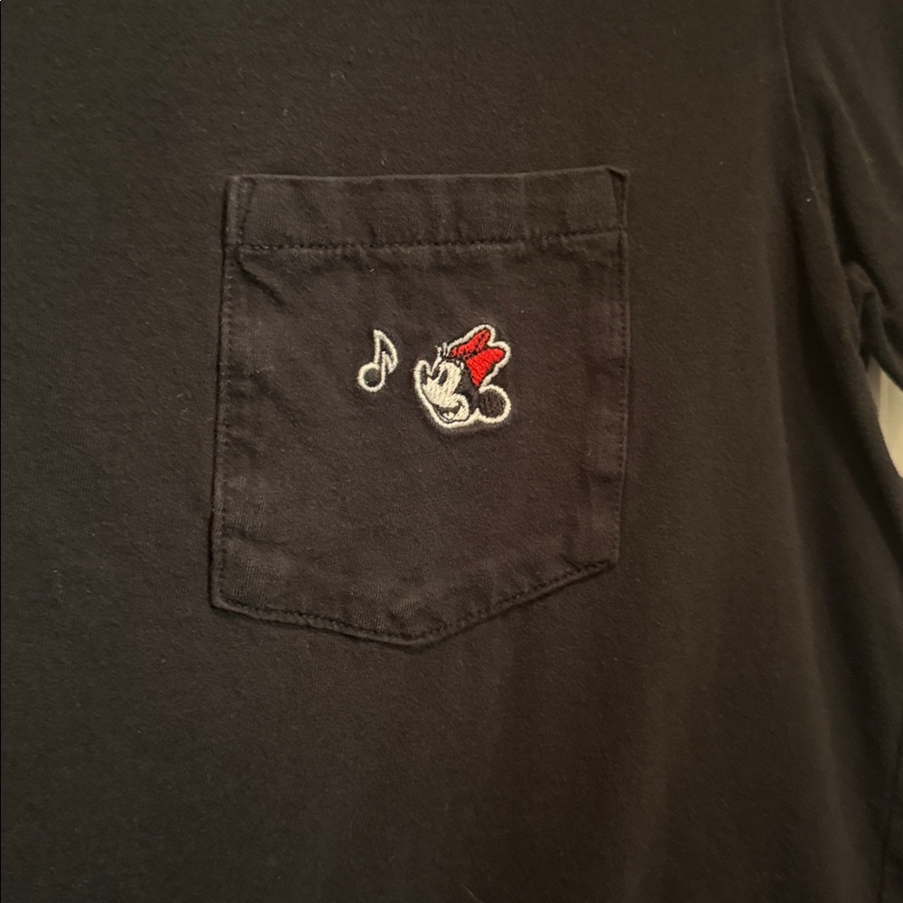 Minnie Mouse - Picture 2 of 3